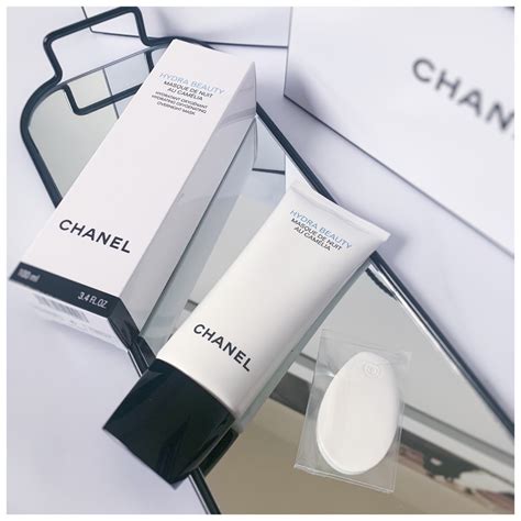 Chanel hydra beauty camellia